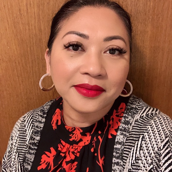 J’s Closet Boutique Jewelry - Acrylic and Gold Bar Hoop Earrings (assorted)